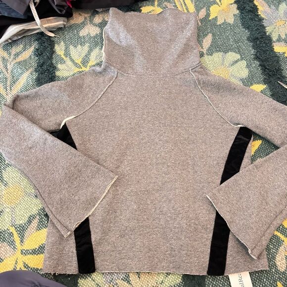 Alala Bell Sleeve Raw Edge velvet stripe Sweatshirt Activewear Top Grey XS - Picture 2 of 10